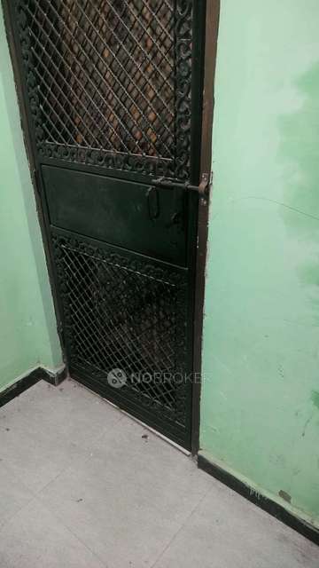 3 BHK Flat In Apartment For Sale  In Mangolpuri