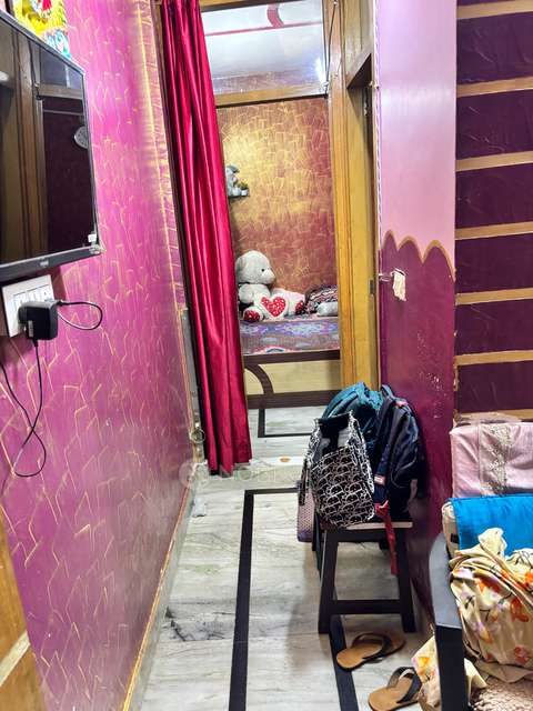 1 BHK Flat For Sale  In Patpar Ganj