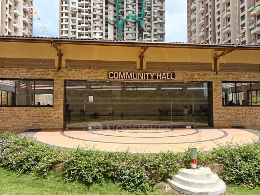 4 BHK Flat In Vtp Beaumonde Building T2 for Rent  In Manjari