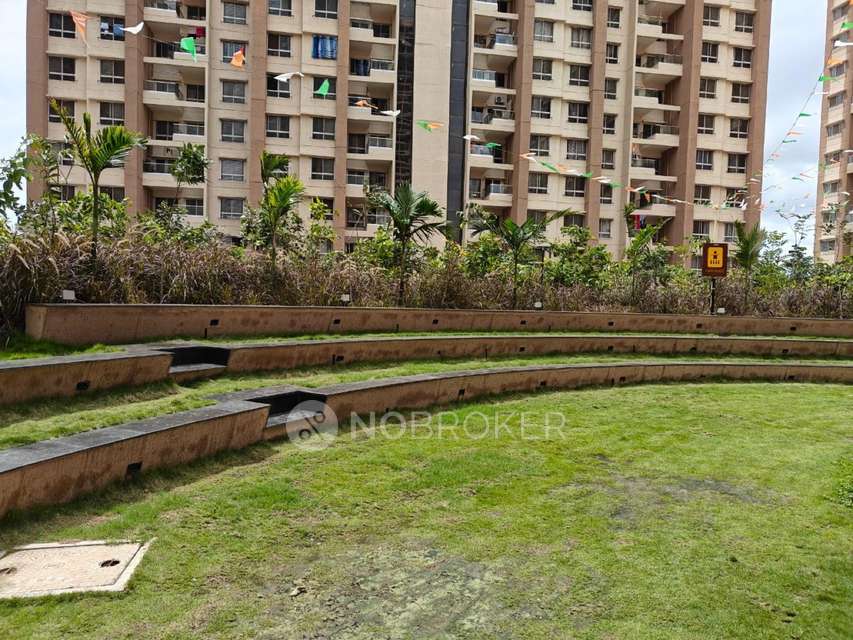 4 BHK Flat In Vtp Beaumonde Building T2 for Rent  In Manjari