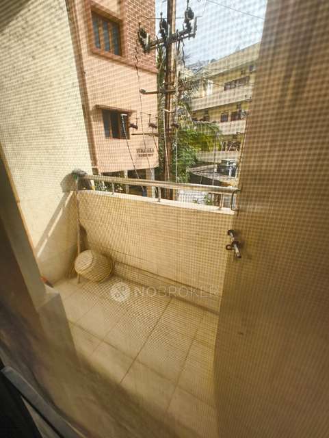 2 BHK Flat In Silver Springs For Sale  In Kondapur