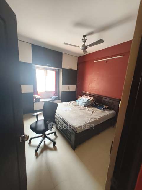 2 BHK Flat In Silver Springs For Sale  In Kondapur