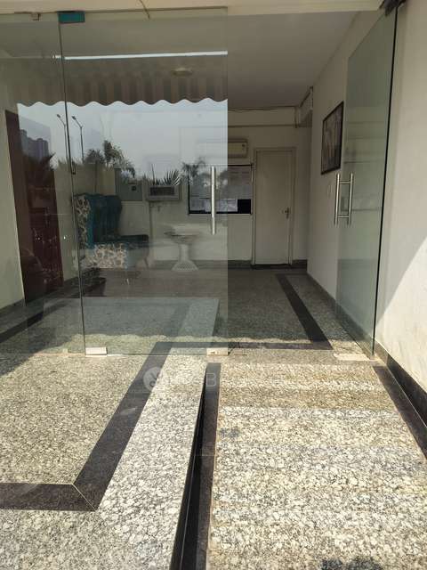 3 BHK Flat In Imperia Esfera For Sale  In Sector 37-c