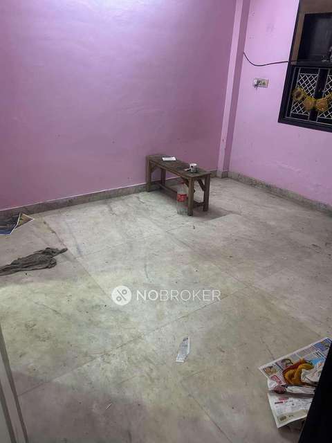 2 BHK Flat In Standalone Building  For Sale  In Rohini