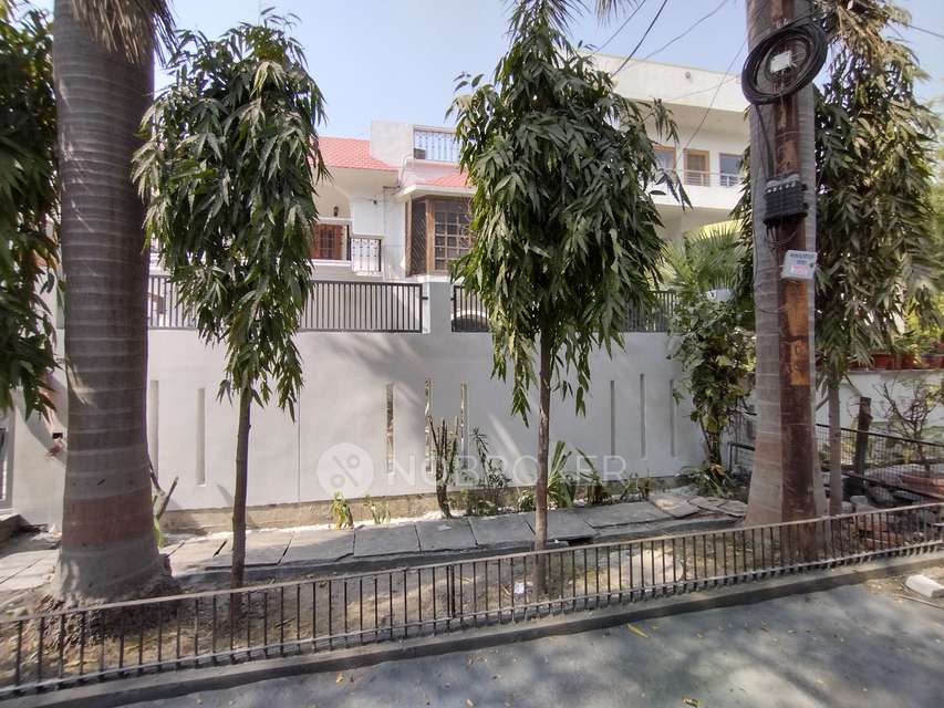 4 BHK House For Sale  In Sector 36