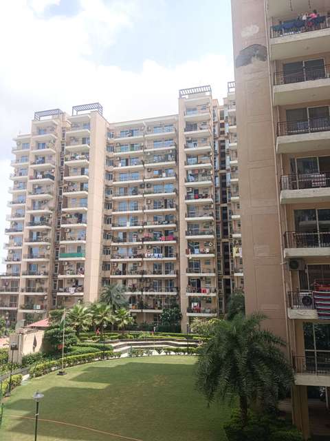 2 BHK Flat In Signature Global Andour Height, Sector 71 For Sale  In Sector 71
