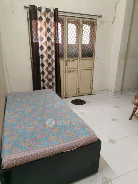 Shared Room for Female In 1 BHK  In Bora Park In Pimple Saudagar