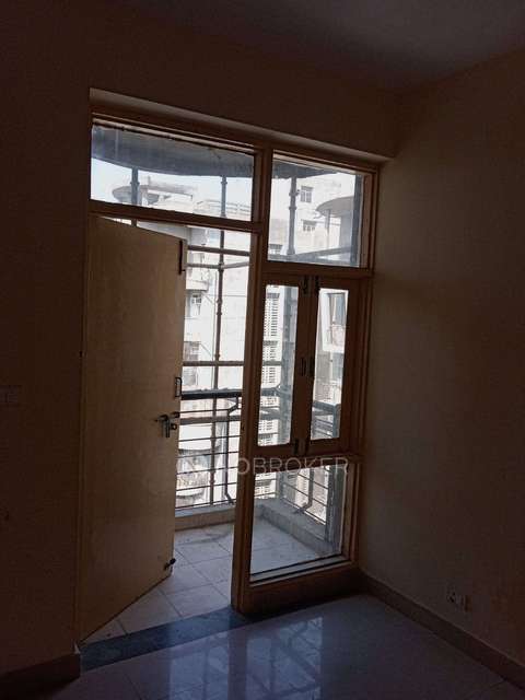 2 BHK Flat In Omaxe Heights For Sale  In Sector 86