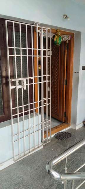 2 BHK Flat In Bhavan Palace For Sale  In Saligramam