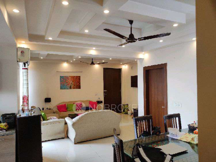 3 BHK Flat In Tulip Violet For Sale  In Tulip Violet Society