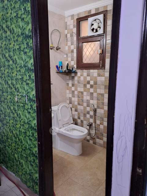 2 BHK Flat In Hargobind Enclave  For Sale  In Chattarpur