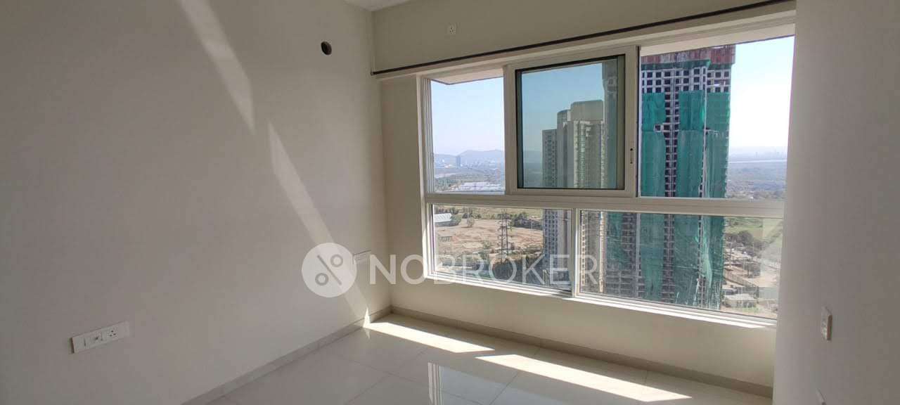 2 BHK Flat In Wadhwa Auris And Ciana For Sale  In Mulund West