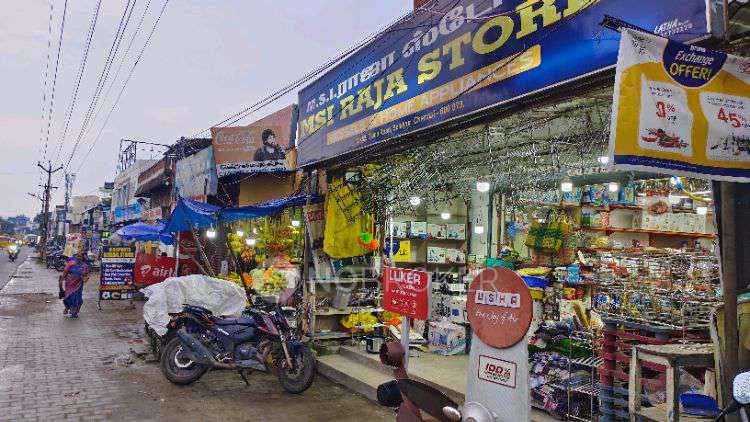 Showroom in 56, Camp Rd, Barathi Nagar, Avvai, Selaiyur, Chennai, Tamil Nadu 600073, India, Chennai for Rent 