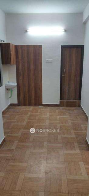 2 BHK Flat In Maha Flats, Pallavaram For Sale  In Malangananda Puram