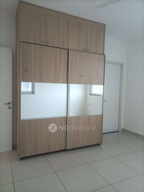 2 BHK Flat In Shapoorji Pallonji Parkwest, Binnypet for Rent  In Binnypet