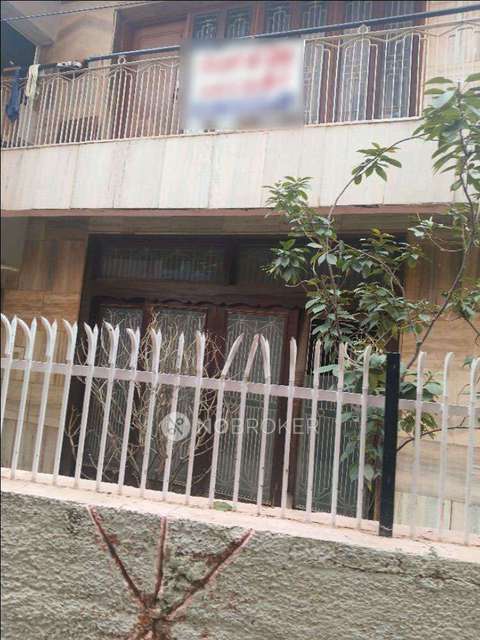 1 RK House for Rent  In Sector 18