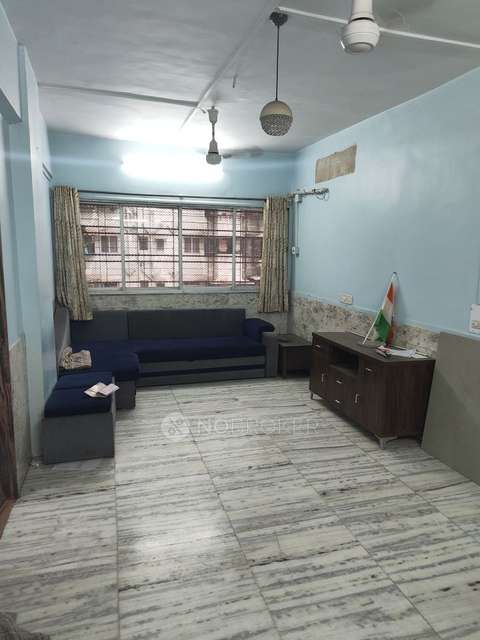 2 BHK Flat In Malad Shopping Centre for Rent  In Malad West