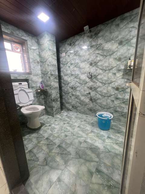 4+ BHK Flat In Ai Ekveera Mauli Cottage  For Sale  In Malad West