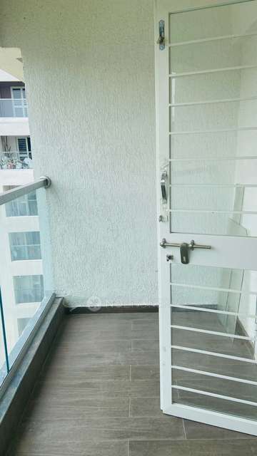 2 BHK Flat In Kohinoor Viva City For Sale  In Dhanori