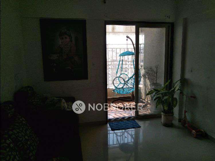 2 BHK Flat In B1103, Pearl Society, Near Gajanan Mandir Bus Stop,opp Cng Pump For Sale  In Power House Fursungi