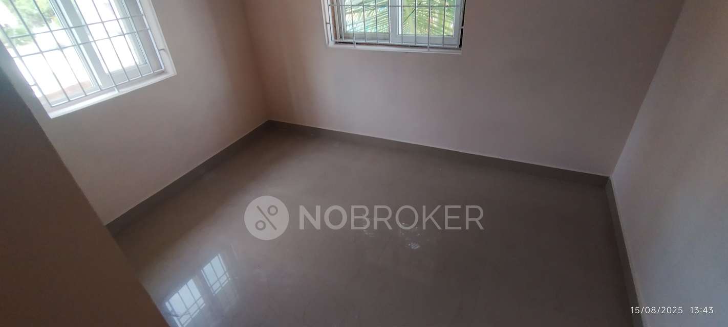 2 BHK Flat In Lotus  Apartment For Sale  In Irumbuliyur