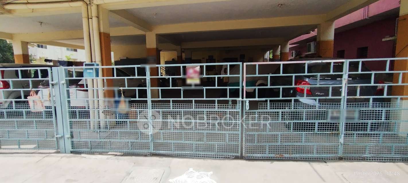 2 BHK Flat In Lotus  Apartment For Sale  In Irumbuliyur