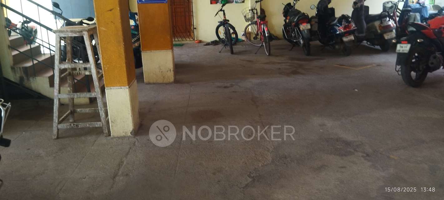 2 BHK Flat In Lotus  Apartment For Sale  In Irumbuliyur