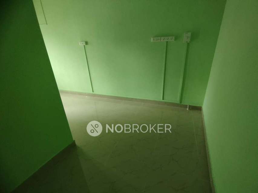 Shop in Vadapalani, Chennai for sale 