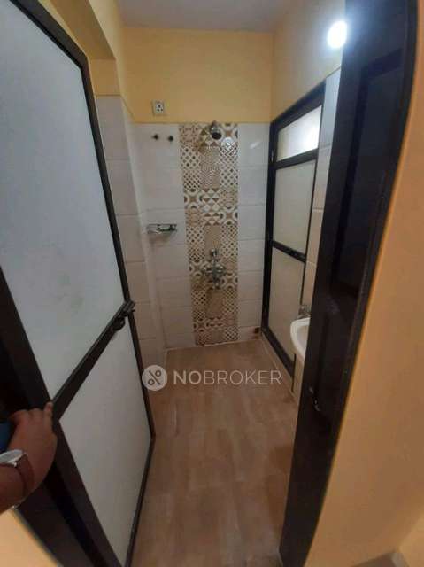 1 BHK Flat In Venus Residency Naupada For Sale  In Naupada