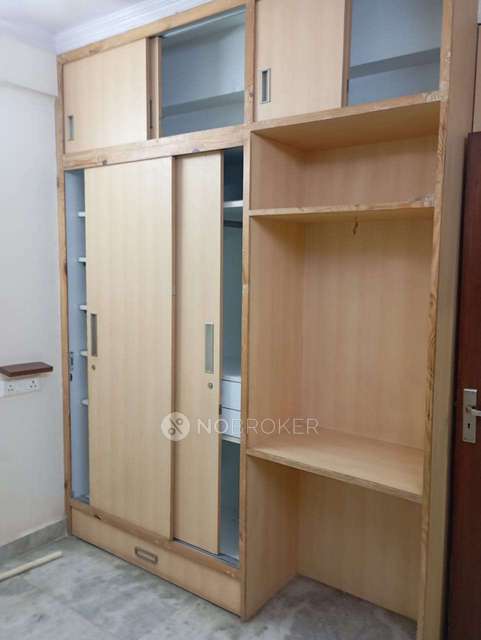 2 BHK Flat In Dda Lig Houses Molarbandh For Sale  In Badarpur