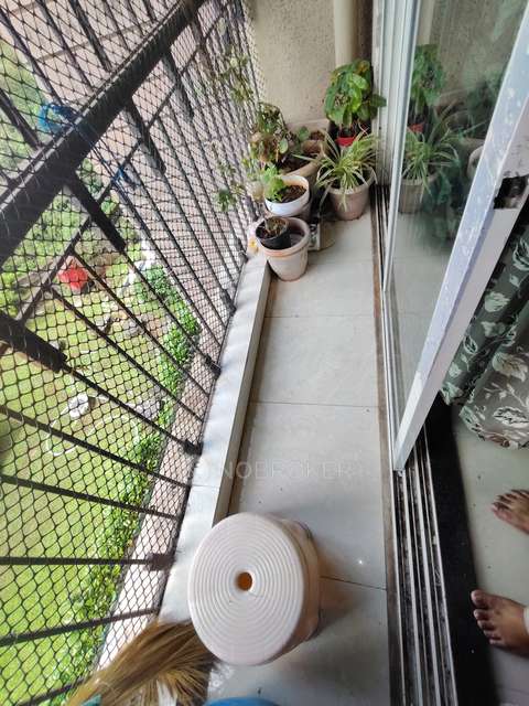 1 BHK Flat In Vihang Valley For Sale  In Ghodbunder Rd