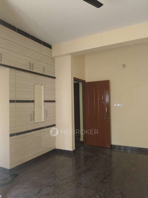 2 BHK Flat In Pankaja Ravikumar Nilaya for Rent  In Giridhama Layout