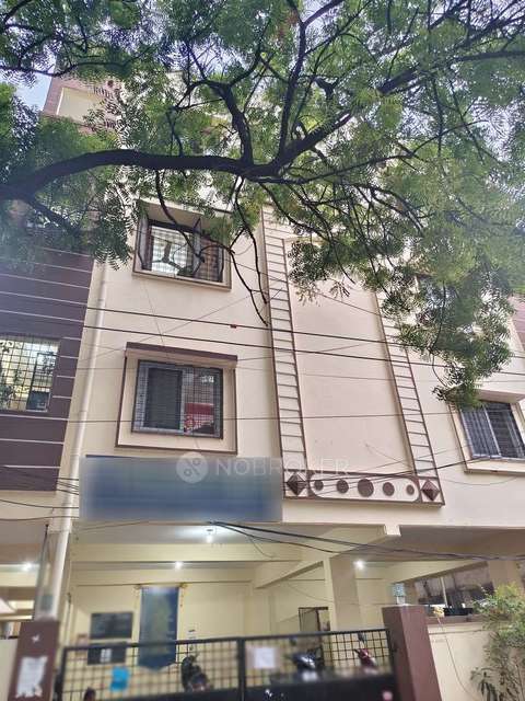 2 BHK Flat In Balaji Towers For Sale  In Old Shafilguda