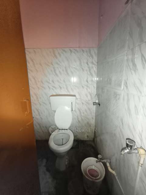 2 BHK Flat In Balaji Towers For Sale  In Old Shafilguda