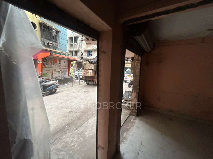 Shop in Diva, Mumbai for Rent 