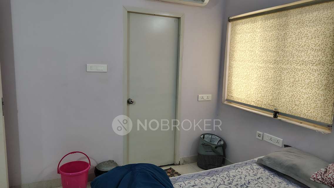 3 BHK Flat In Aavarana Apartments, Jubilee Hills For Sale  In Jublii Hills Road No 2