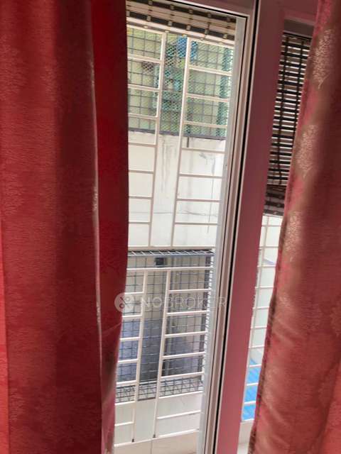 3 BHK Flat In Aavarana Apartments, Jubilee Hills For Sale  In Jublii Hills Road No 2