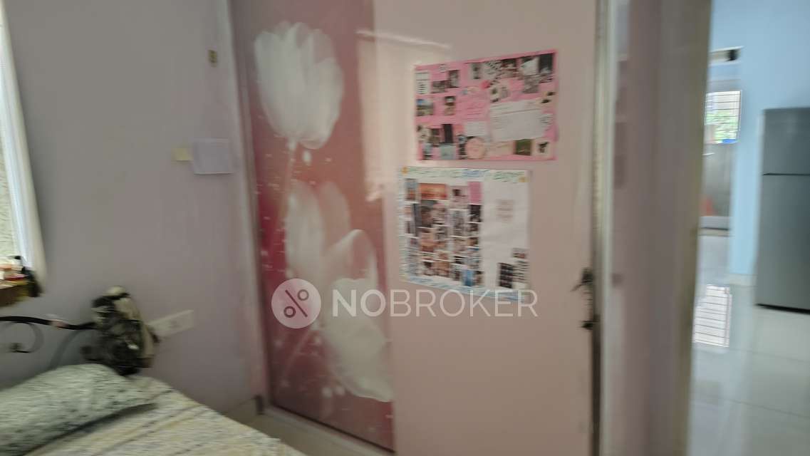 3 BHK Flat In Aavarana Apartments, Jubilee Hills For Sale  In Jublii Hills Road No 2