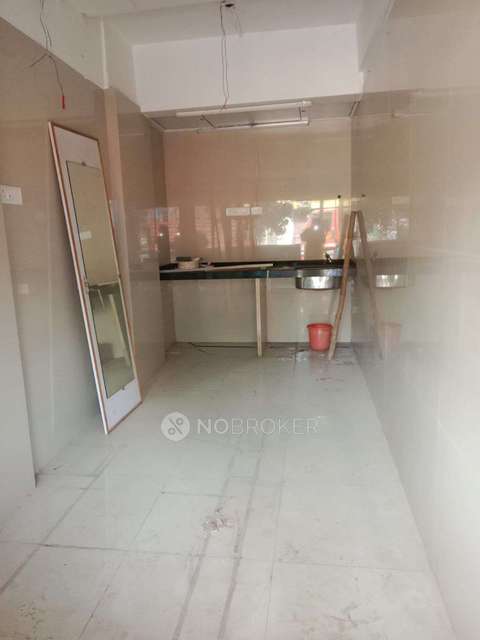 Shop in Mahim, Mumbai for sale 