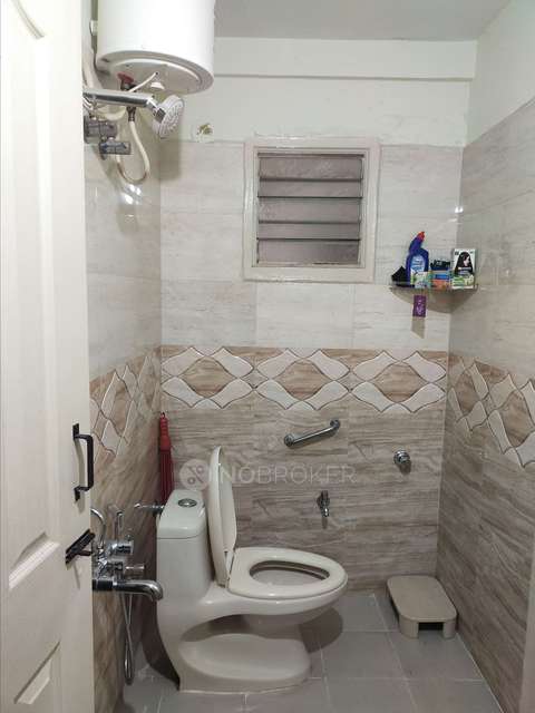 2 BHK Flat In Sbv Apartment For Sale  In Jeevan Bima Nagar