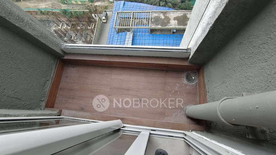 2 BHK Flat In One India Bulls  For Sale  In Thane West