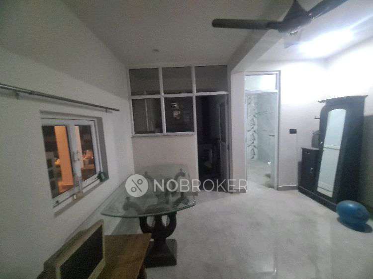 1 RK House for Rent  In Sector 11