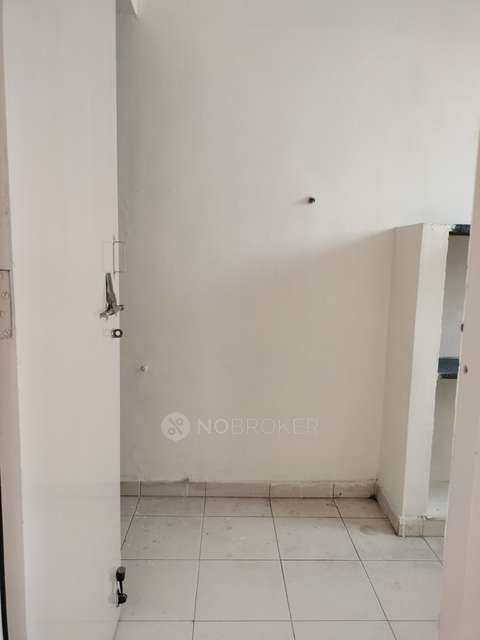 2 BHK Flat In Kripa Apartment  For Sale  In Vadapalani