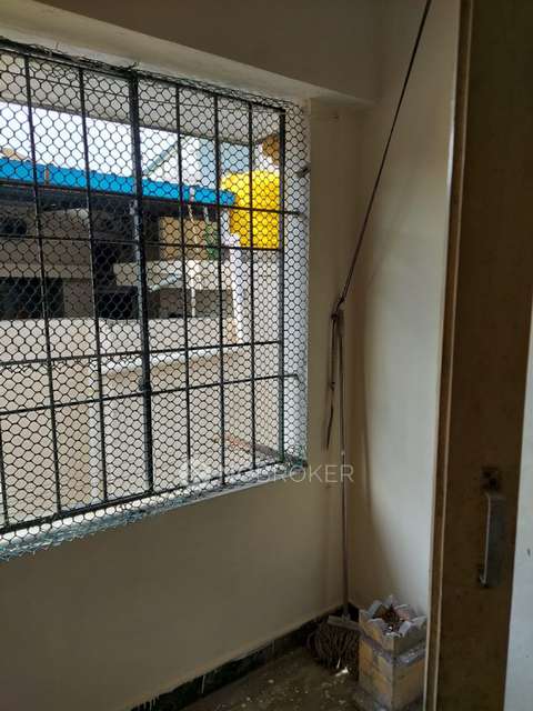 2 BHK Flat In Kripa Apartment  For Sale  In Vadapalani
