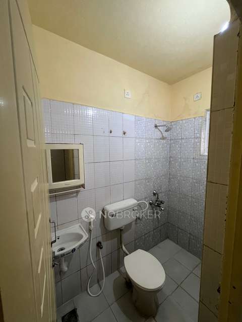 2 BHK Flat In Vgn Platina For Sale  In Ayappakkam