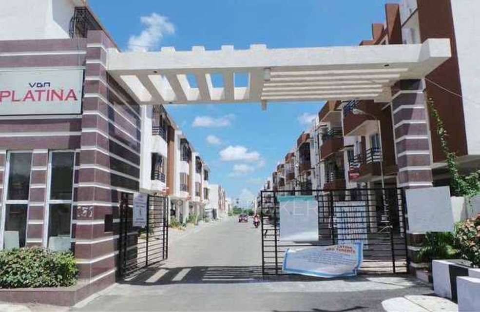 2 BHK Flat In Vgn Platina For Sale  In Ayappakkam