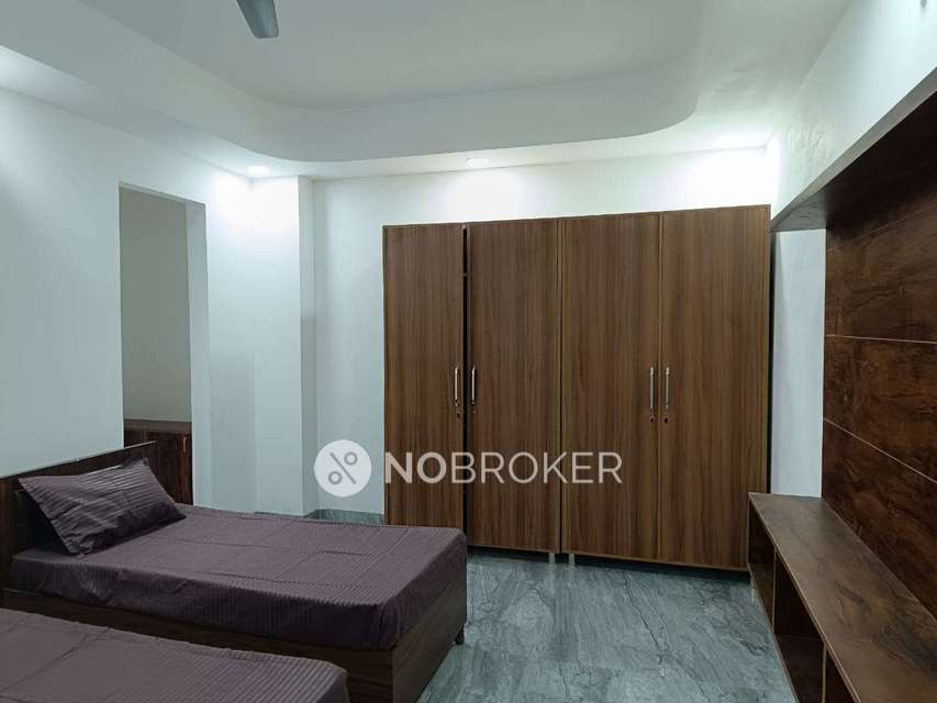 2 BHK Flat In Sk  For Sale  In Nampally