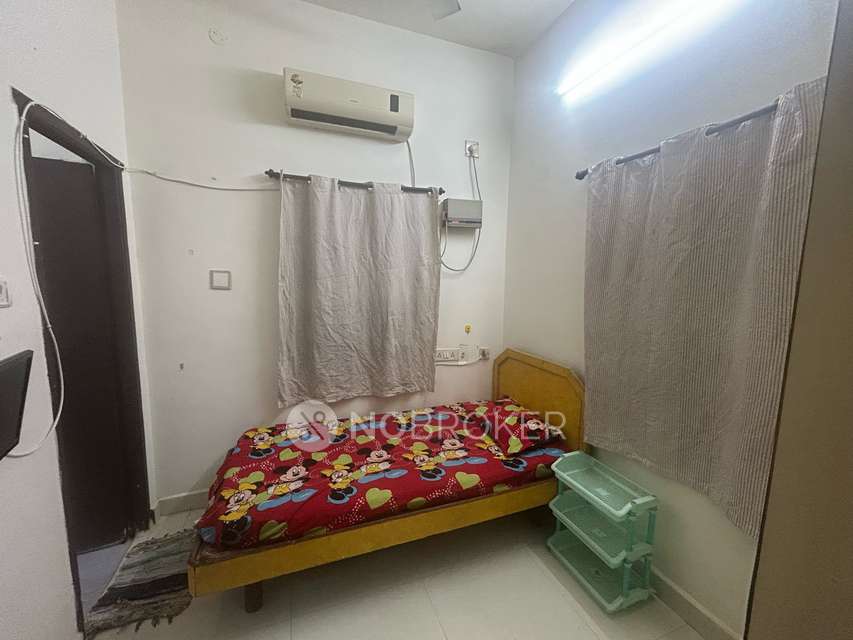 PG for Girls in Trustpuram, Kodambakkam