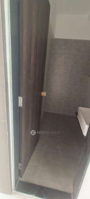 1 BHK Flat In Roshan Milestone For Sale  In Tathawade