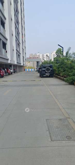 1 BHK Flat In Roshan Milestone For Sale  In Tathawade